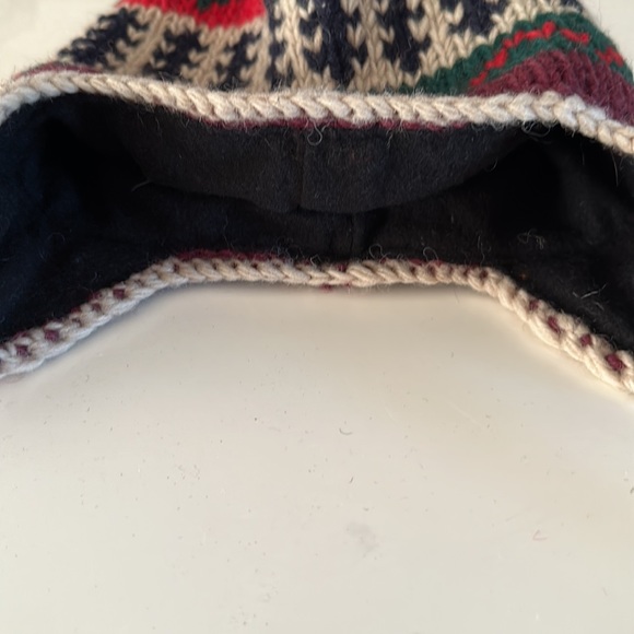 Wool hat - Picture 4 of 4